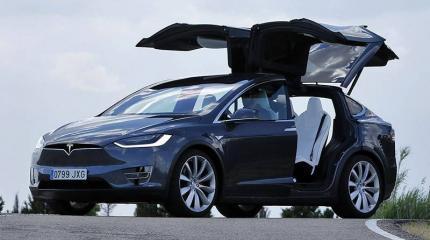 Покупателей "Tesla" лишили субсидий